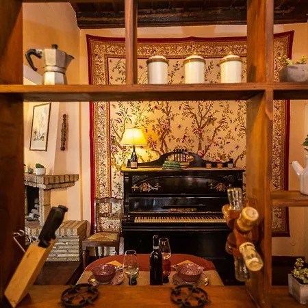 The Dreamers House Rom